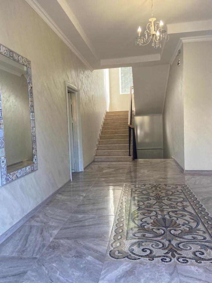 Kemo House Hotel Batumi Kültér fotó